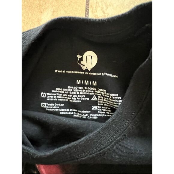 IT movie You’ll Float Too Small/Medium Slim Fit Black T Shirt Horror Mad Engine - Picture 4 of 4